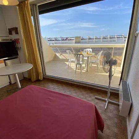 4 Couchages Cap D'agde Naturisme Cn0560-e06