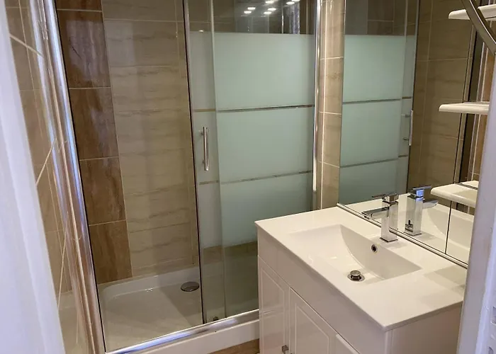 4 Couchages Cap D'agde Naturisme Cn0560-e06 * Agde